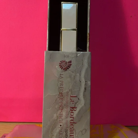 Prestige Bordeaux Paris France Lip Stick